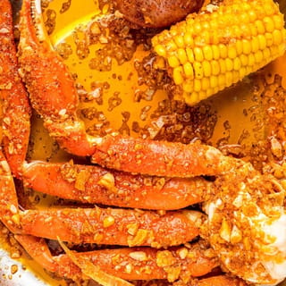 2 Clusters Snow Crab Legs