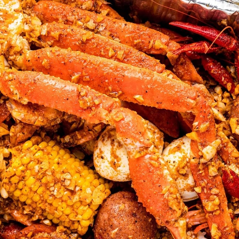 Fried Shrimp Delights: Seafood Favorites