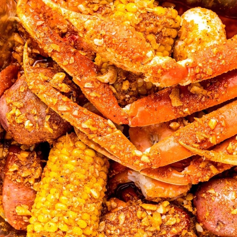 Lobster Delights: Seafood Restaurant Favorites