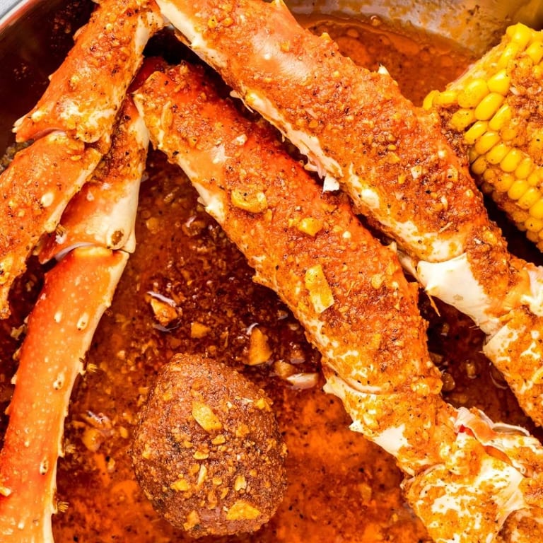 Crab Delights: Seafood and Cajun Favorites